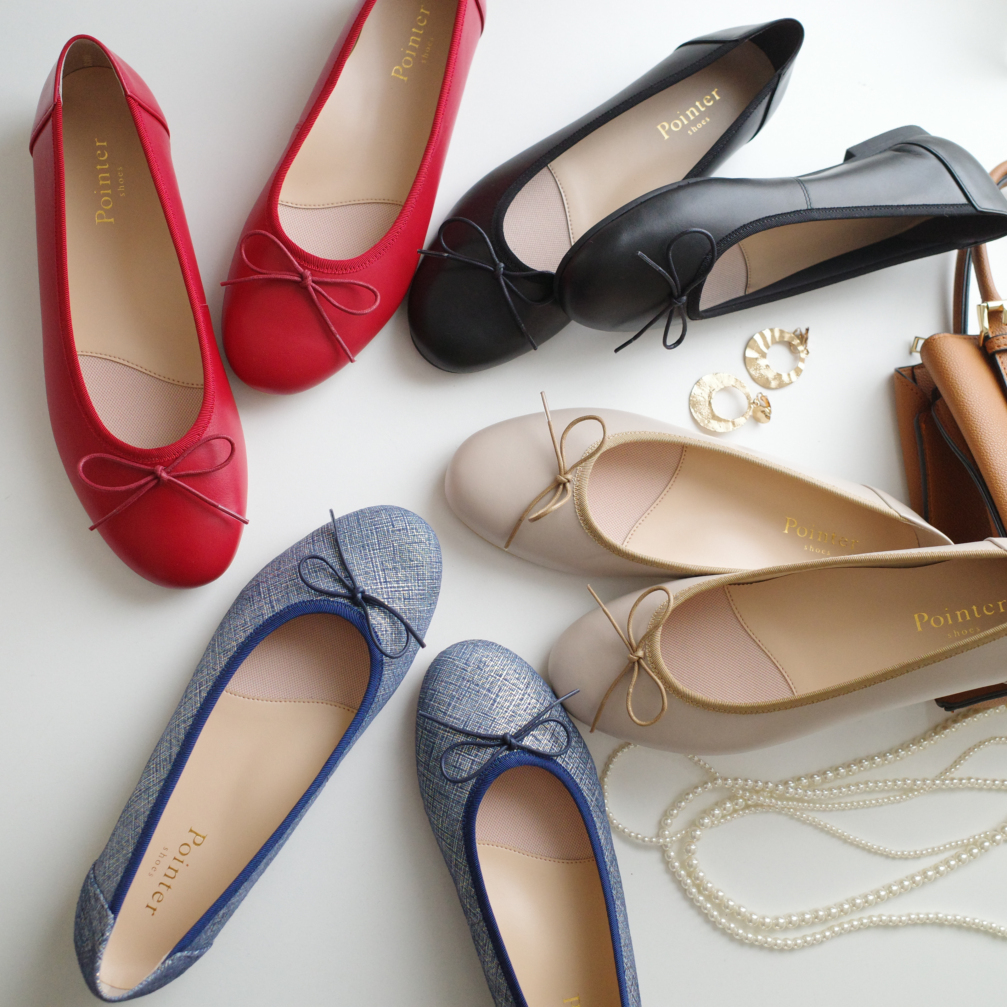 本革の艶感とオールシーズン使えるシンプルデザインが魅力なバレエシューズ　日本製 / PO1057