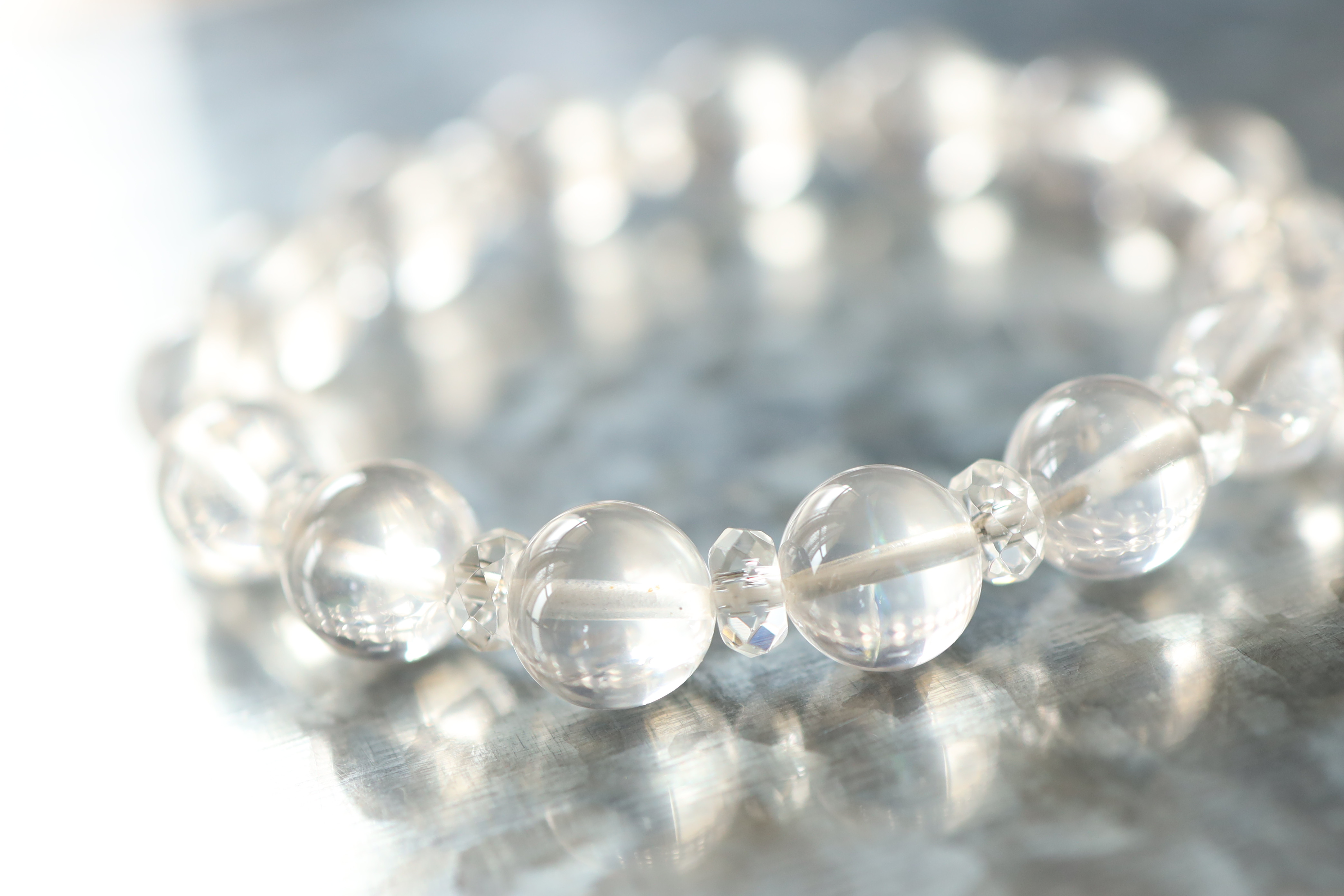 …☆スーパープレミアムブレス☆全ての石に虹を持ちます☆アイリスクォーツ：9.8ミリ＆水晶☆…☆天然石ブレスレット☆…