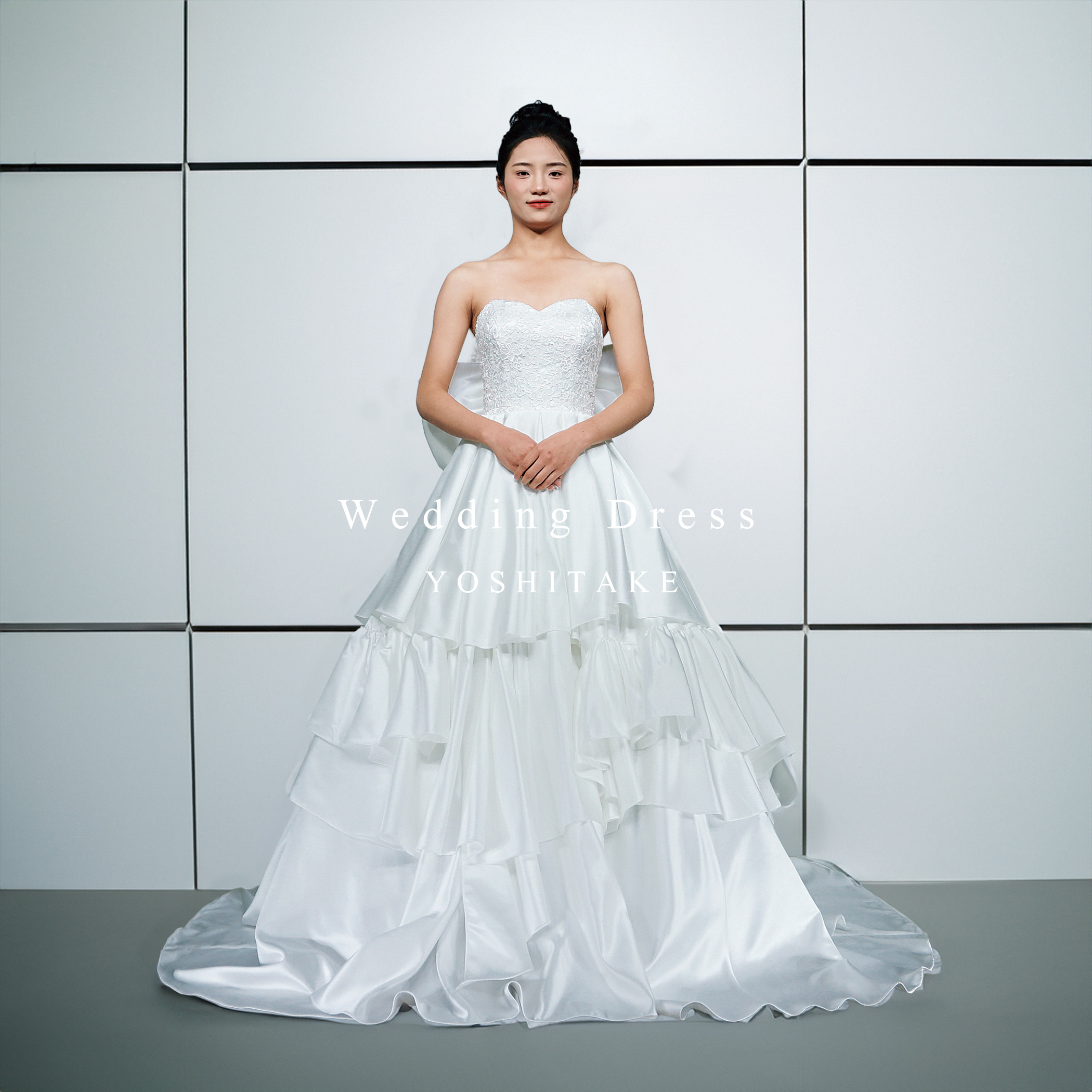 【オーダー制作】ウエディングドレス.白.Aライン.サテン.レース.ティアードスカート.Y2403