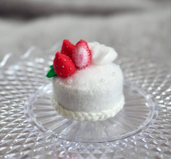 いちごのショートケーキ フェルトケーキ 撮影小物 推し活 ぬい活