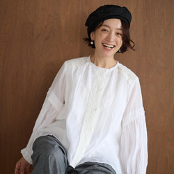 幅広いシーンで活躍可能麻のブラウス　ラミーブラウス　レース切替　250217-1 5枚目の画像