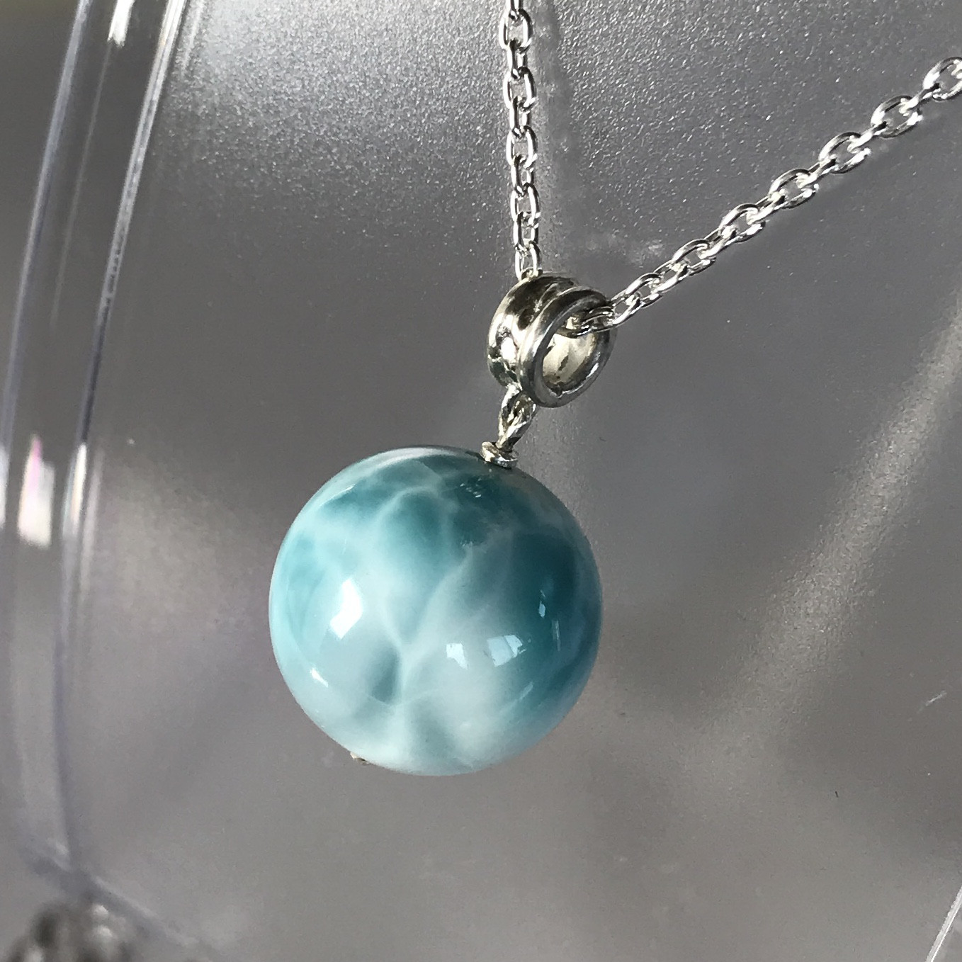 イルカのいる海 ラリマー ビーズの一粒ペンダント【送料無料】iruka131 【チェーンは別売り】