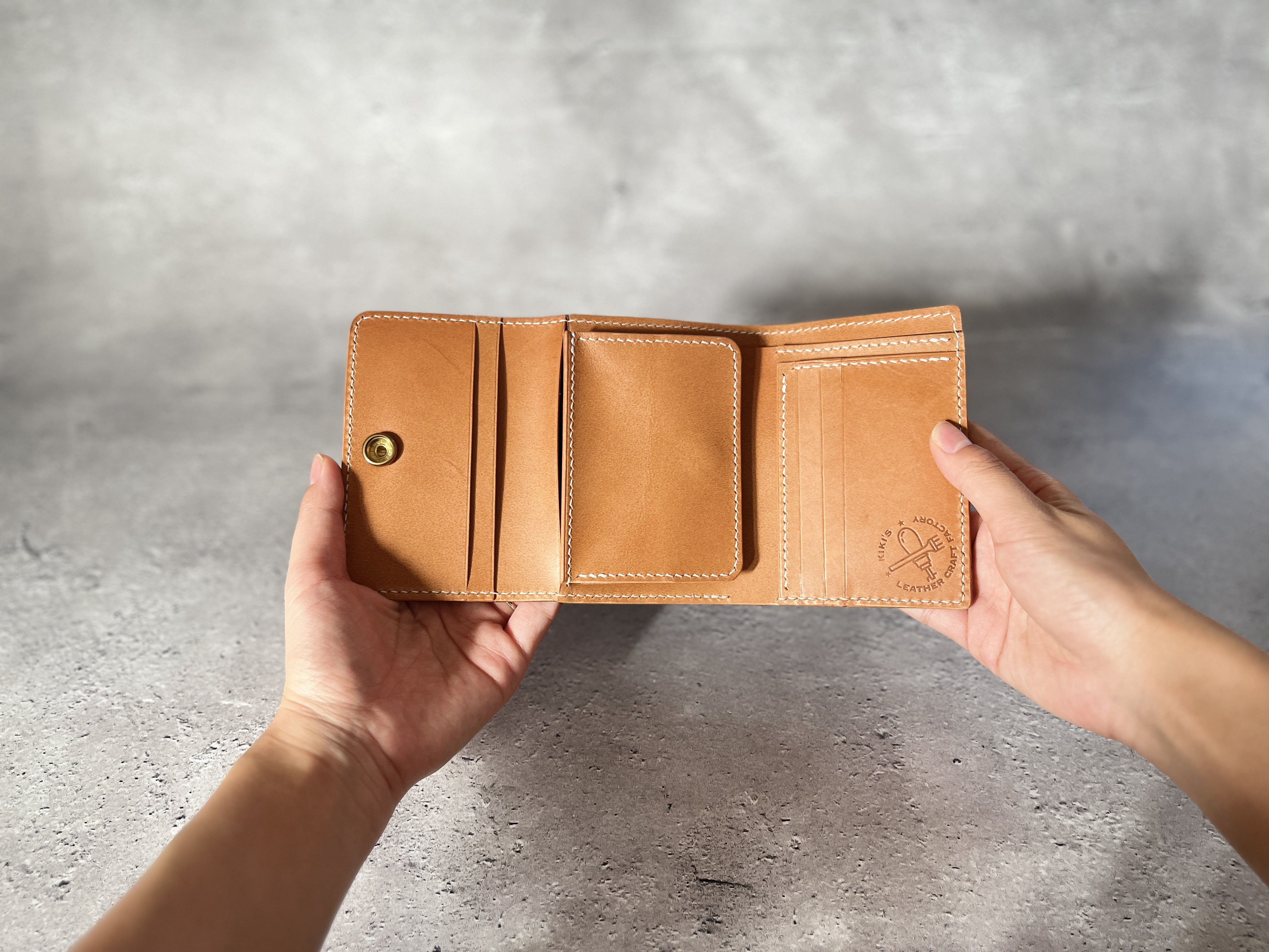 【本革】財布・三つ折りコンパクト［インディゴ・ブルー］