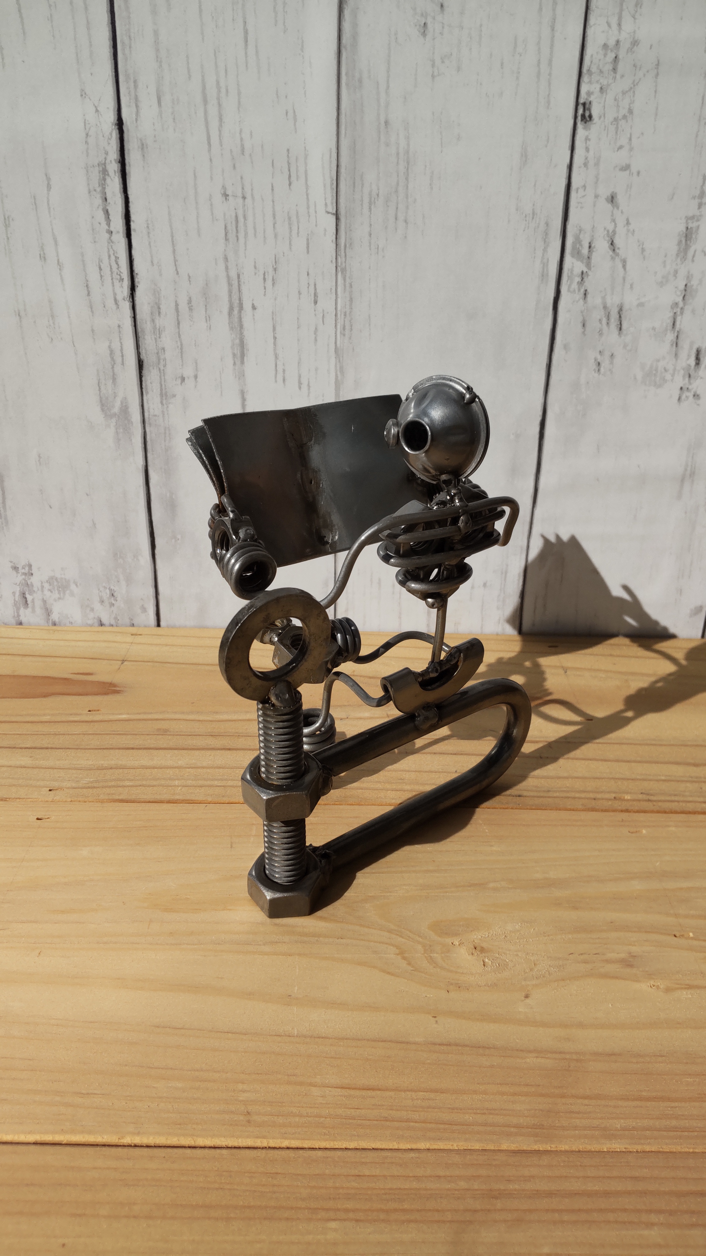 『読む人』 Japan handmade