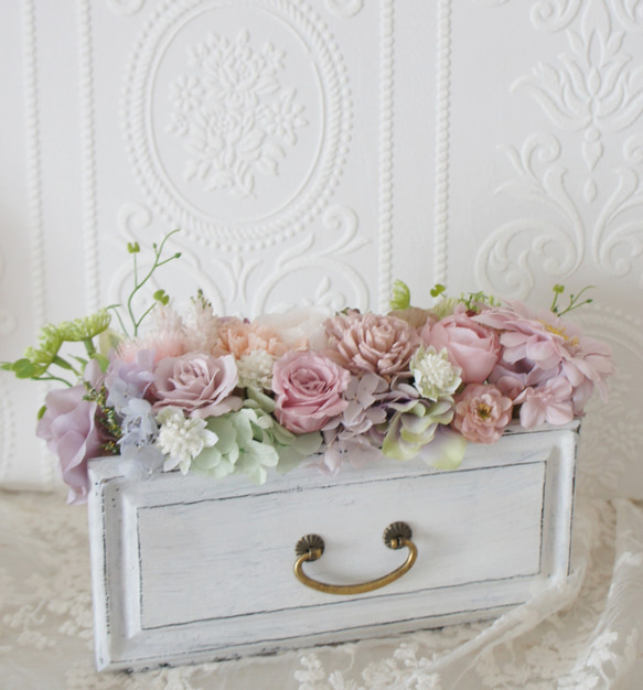 ギフトにおすすめ♡アーティフィシャルフラワー ウォールチェスト