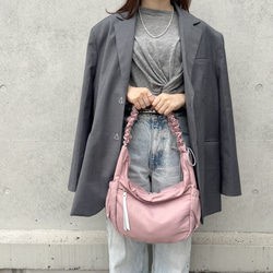 【オシャレなピンク】大人可愛い2WAY ショルダーバッグ/軽量・撥水加工　ナイロン　カジュアルバッグ 2枚目の画像