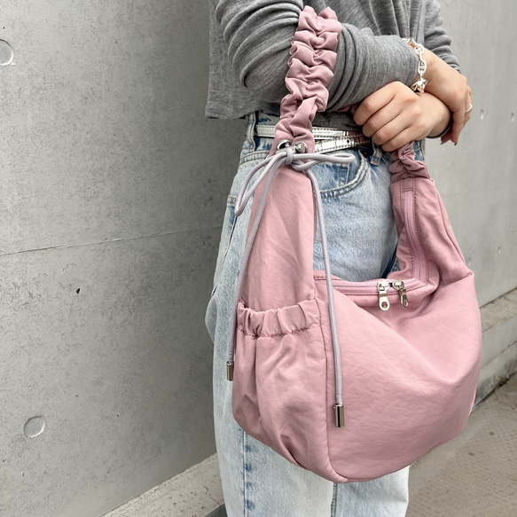 【オシャレなピンク】大人可愛い2WAY ショルダーバッグ/軽量・撥水加工　ナイロン　カジュアルバッグ 3枚目の画像