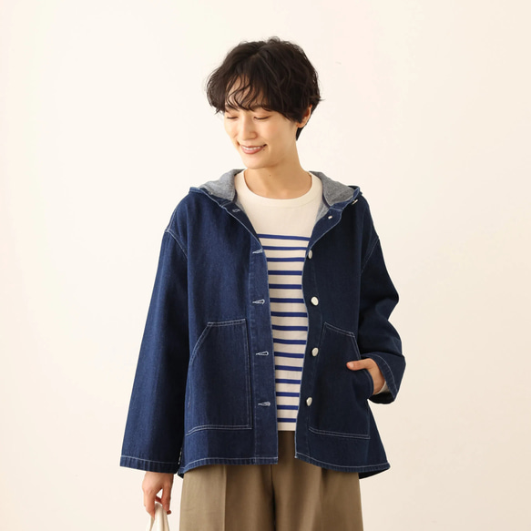 ★サンプルセール　1点のみ★2000円オフ★着回し力が高いデニムジャケット　フード付きアウター　コットン(135) 1枚目の画像