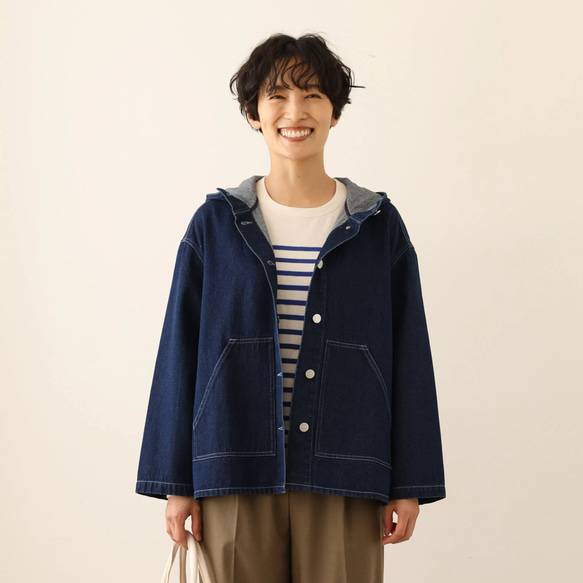 ★サンプルセール　1点のみ★2000円オフ★着回し力が高いデニムジャケット　フード付きアウター　コットン(135) 3枚目の画像