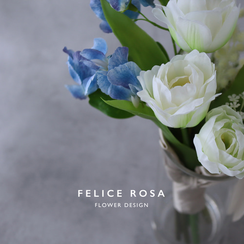 韓国ウェディングにぴったり サムシングブルーと春の純白