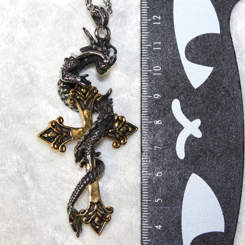 龍が巻きつく十字架 ドラゴン・クロス サージカルST