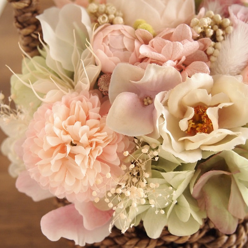 プリザーブドフラワーアレンジメント♡ プリザーブド&アーティフィシャルアレンジメント「フラワーキューブ