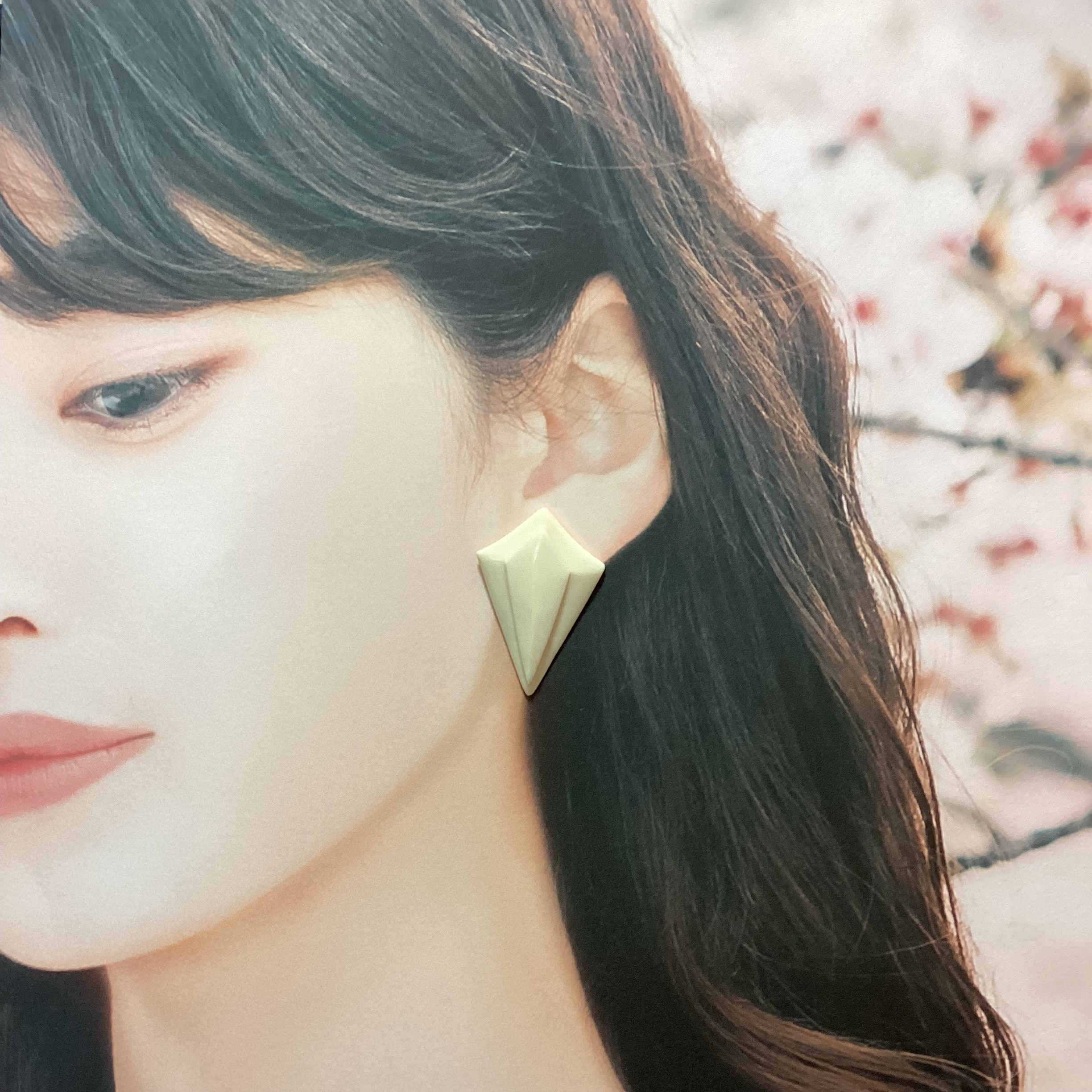 ☆本象牙ピアス（14kgf)  MY-23