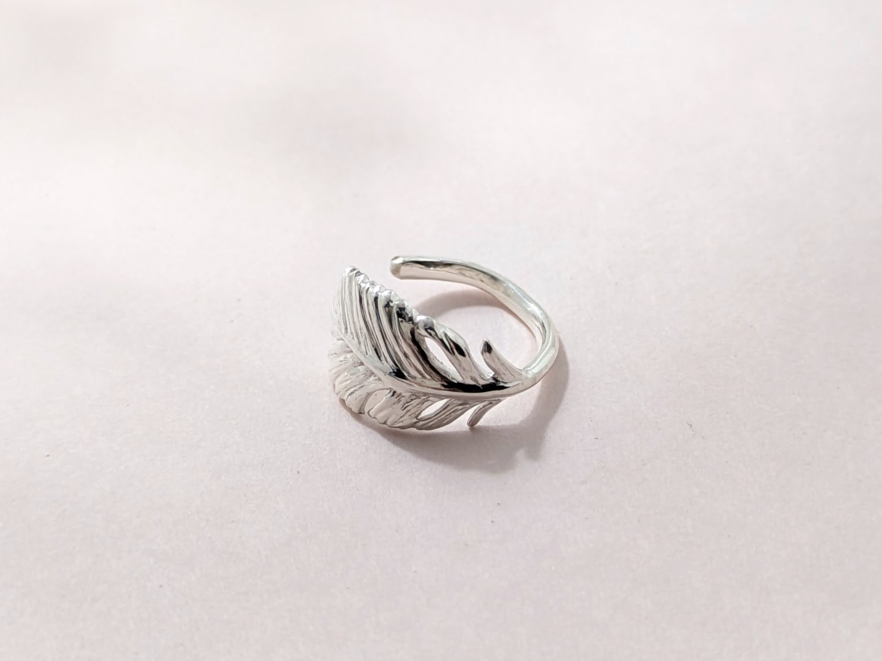 SILVER925　フェザーイヤーカフ（片耳用）