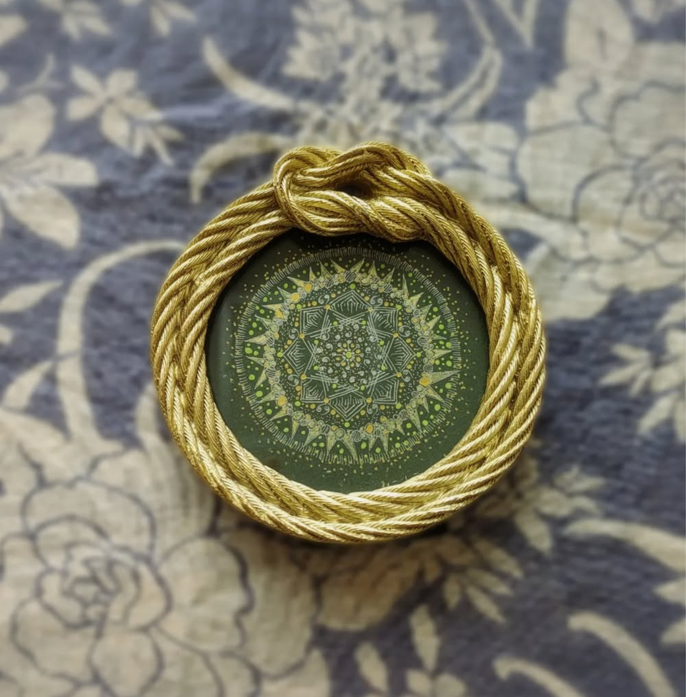 マンダラアート　2024年1月30日生まれ 　　　　　　　　 巳の日（送料無料）