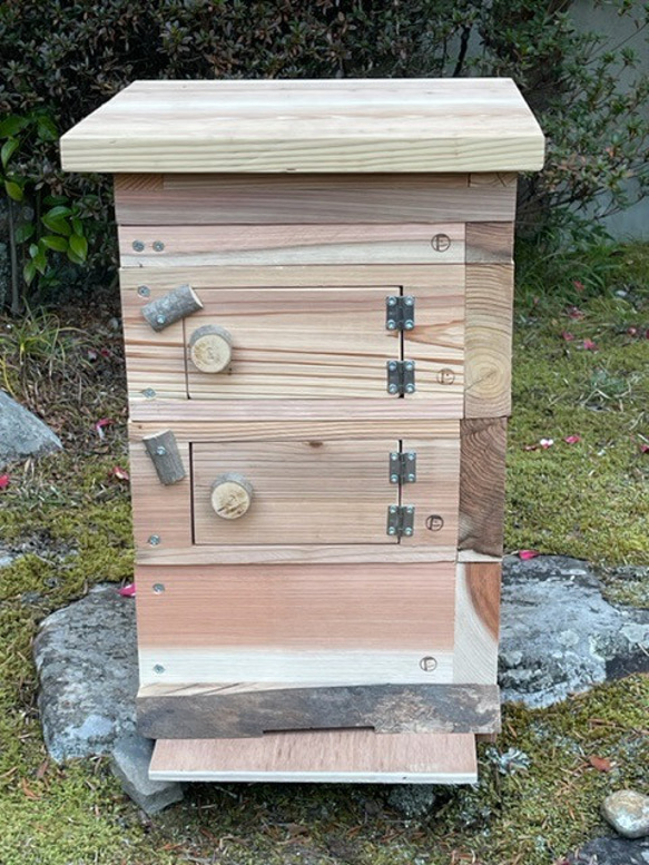 日本 みつばち 蜜蜂 ミツバチ 養蜂 飼育箱 重箱式 巣箱 組立済 完成品
