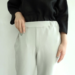 耐穿的9吋錐形褲（黑色） 第7張的照片