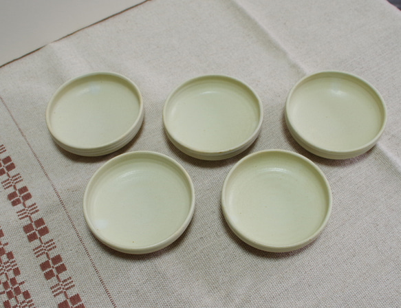 『Creema限定』クリームの小皿5個セット 4枚目の画像