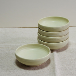 『Creema限定』クリームの小皿5個セット 1枚目の画像