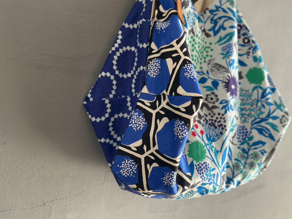 新作【人気につき入荷】青色モダンでカッコいい！トライアングルバック　鳥パッチ綿麻【受注製作】 4枚目の画像