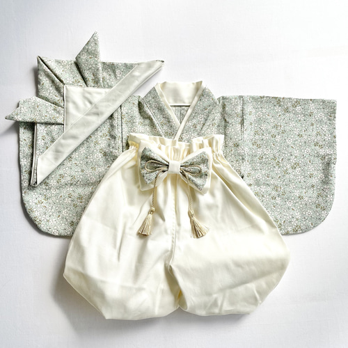 お宮参り・初節句に】洗えるベビー袴｜男の子／花柄×アイボリー 百日