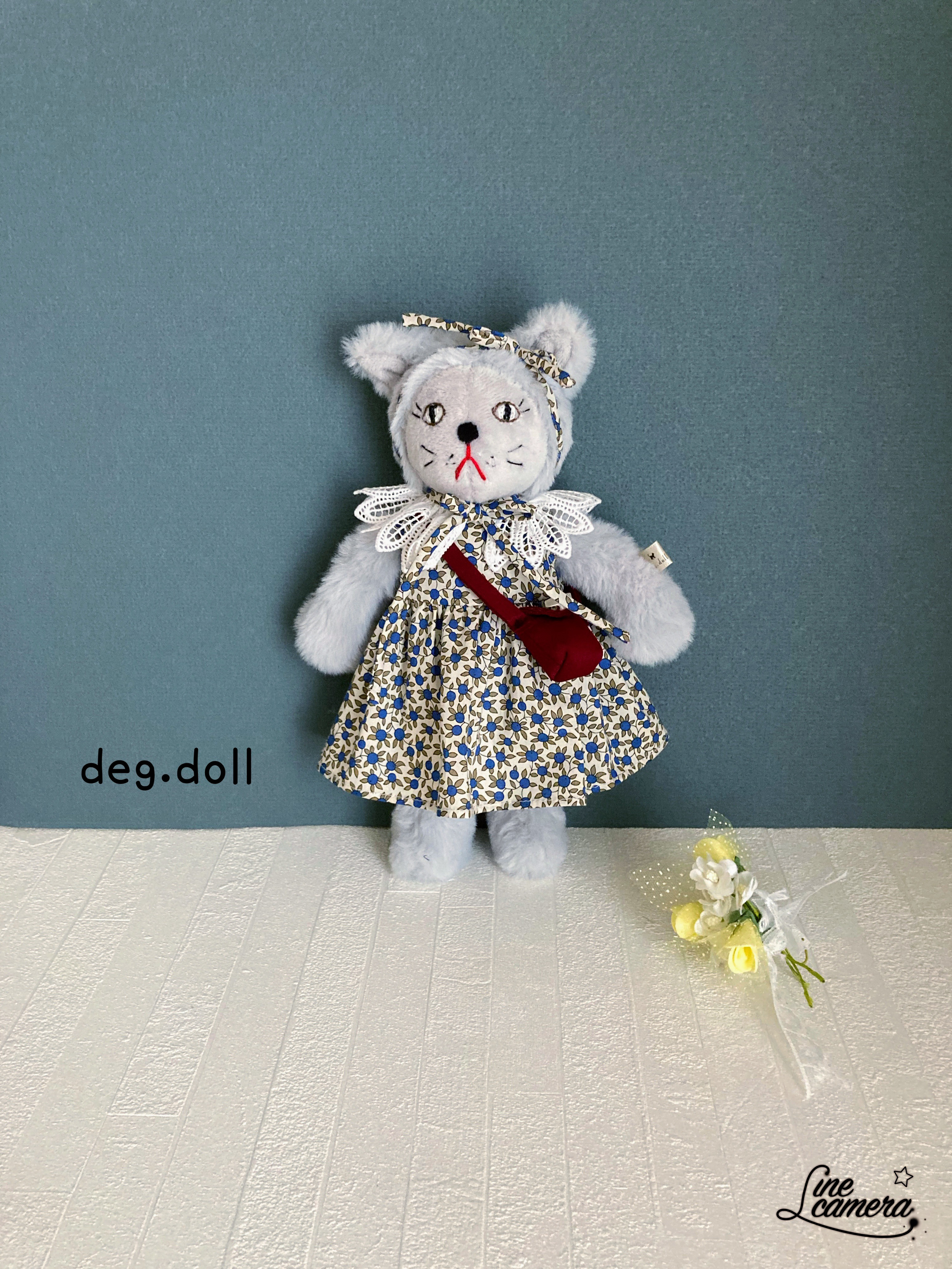 グレーのふかふかねこちゃん