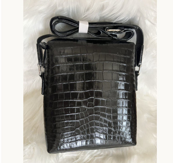 新品クロコダイル本革 高品質 ショルダーバッグ 斜め掛けメンズバッグ