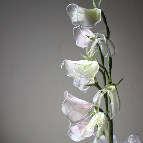 ガラスの花瓶つき♪光に透けるスイートピー〈Dip Art〉2本セット