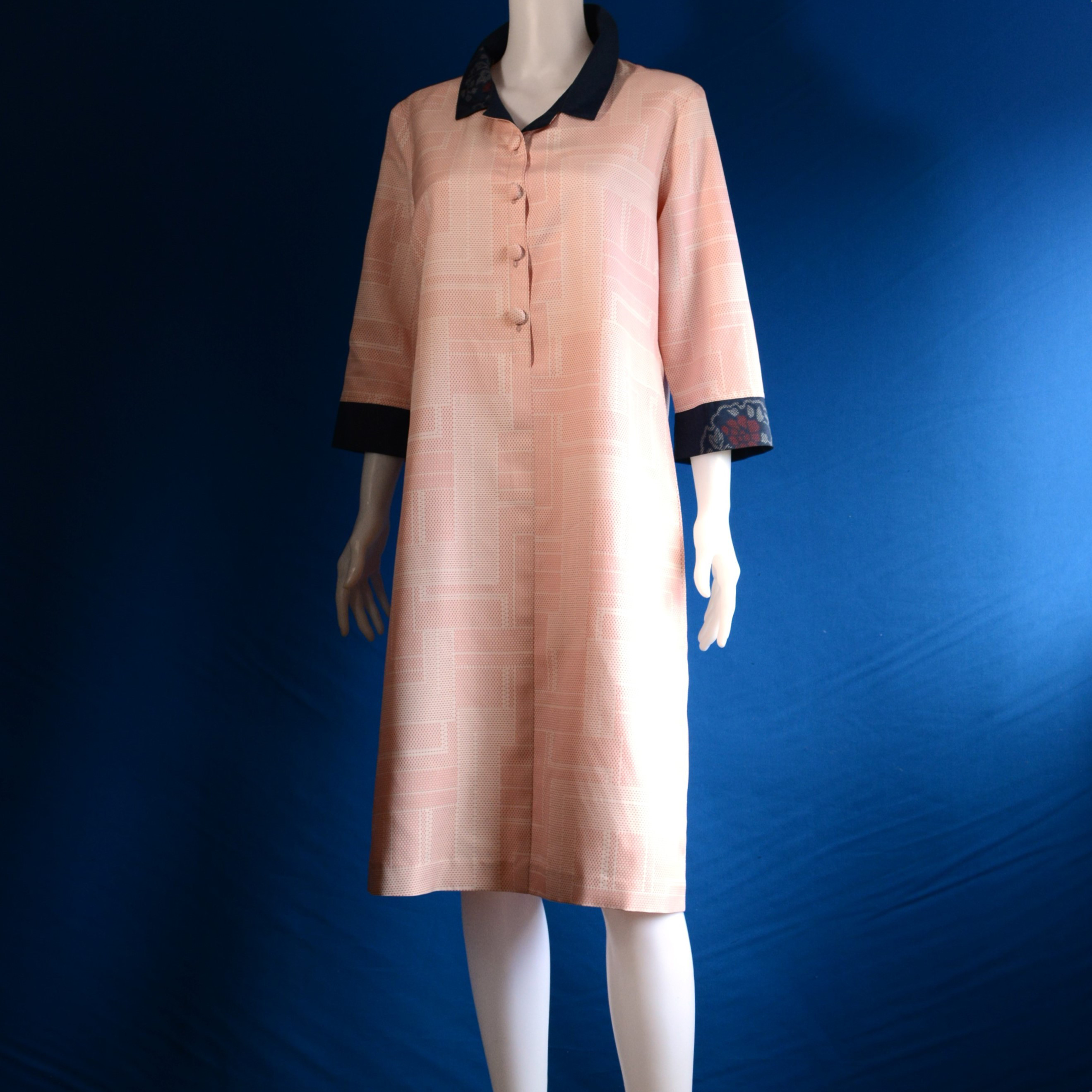 着物リメイク　ロングワンピース（絹大島紬）七分袖