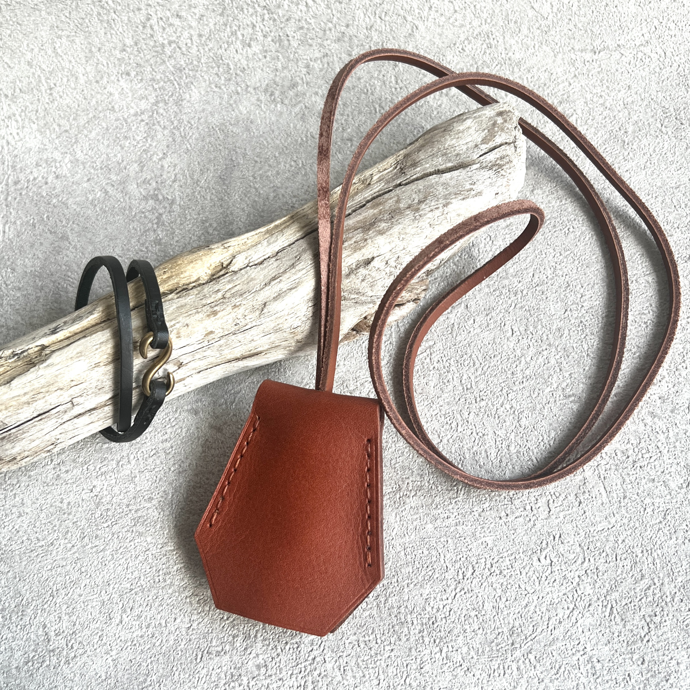 本革ブレスレット＆クロシェットセット　キーケース　キーカバー  キーストラップ