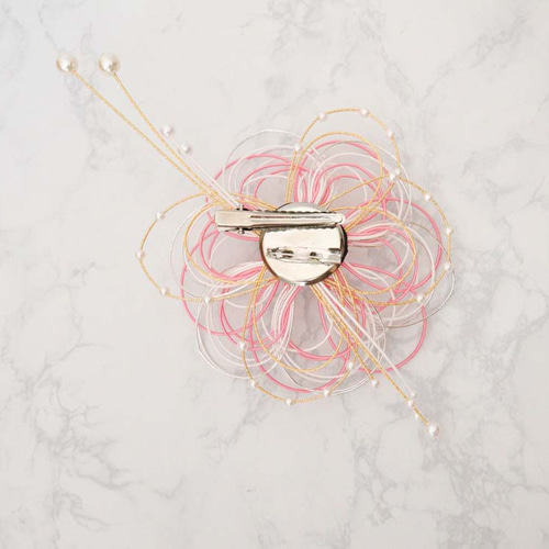 水引髪飾り 和装髪飾り クリップピン 立体花 ピンク 白 ラメ金 着物の