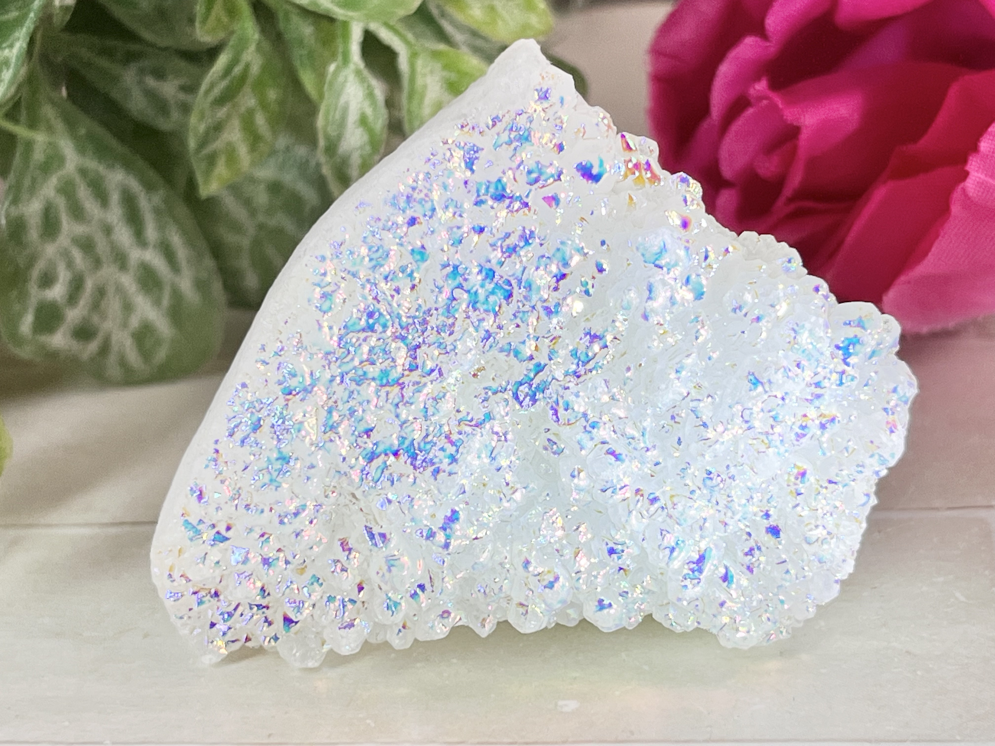 七色の夢✨　ホワイト　オーラ水晶　クリスタル　クラスター　原石