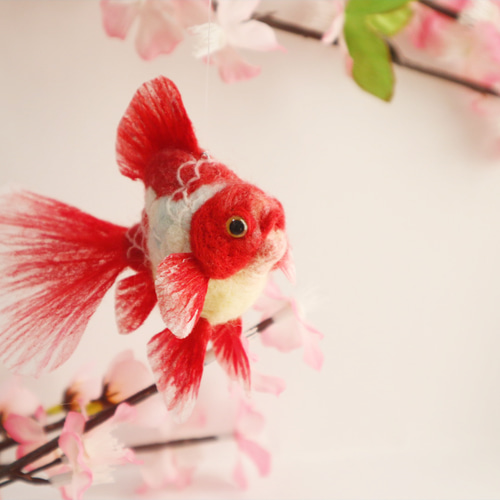 羊毛フェルト 金魚 琉金 オブジェ - メルカリ