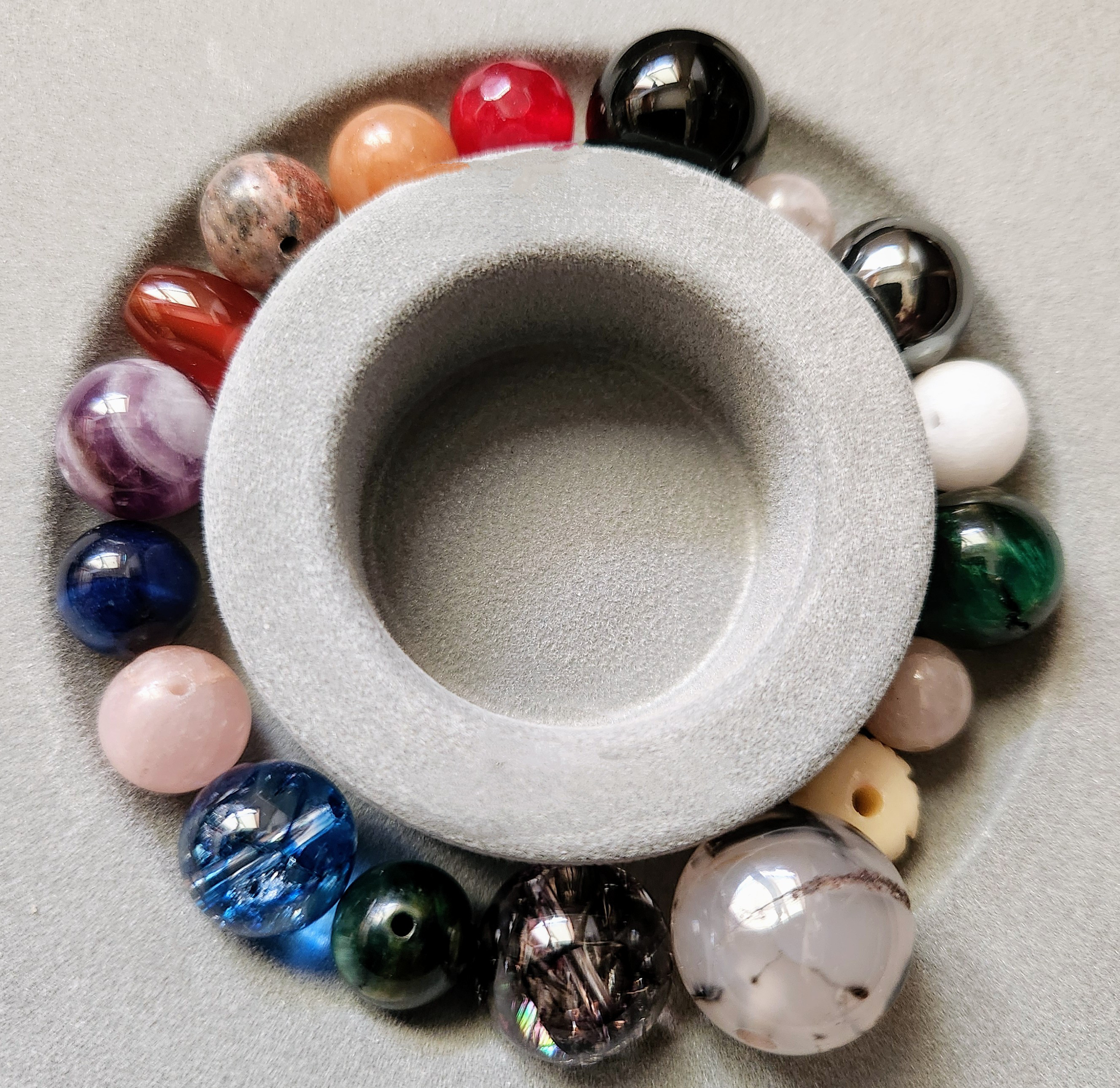 オリジナルのブレスレットをお作り致します