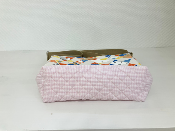 感謝価格！アニマル柄　キルティングショルダーバッグ　通園バック 4枚目の画像