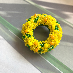 ビーズ刺繍ブローチ 大人 サークル ミモザ風 ブローチ happa 通販