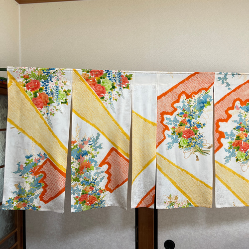 美品　着物リメイク　縮緬　のれん　暖簾　山葡萄籠お好きな方にもおすすめ のれん 暖簾 おしゃれ 和風 85×150cm 日本製 選べる 浮世絵