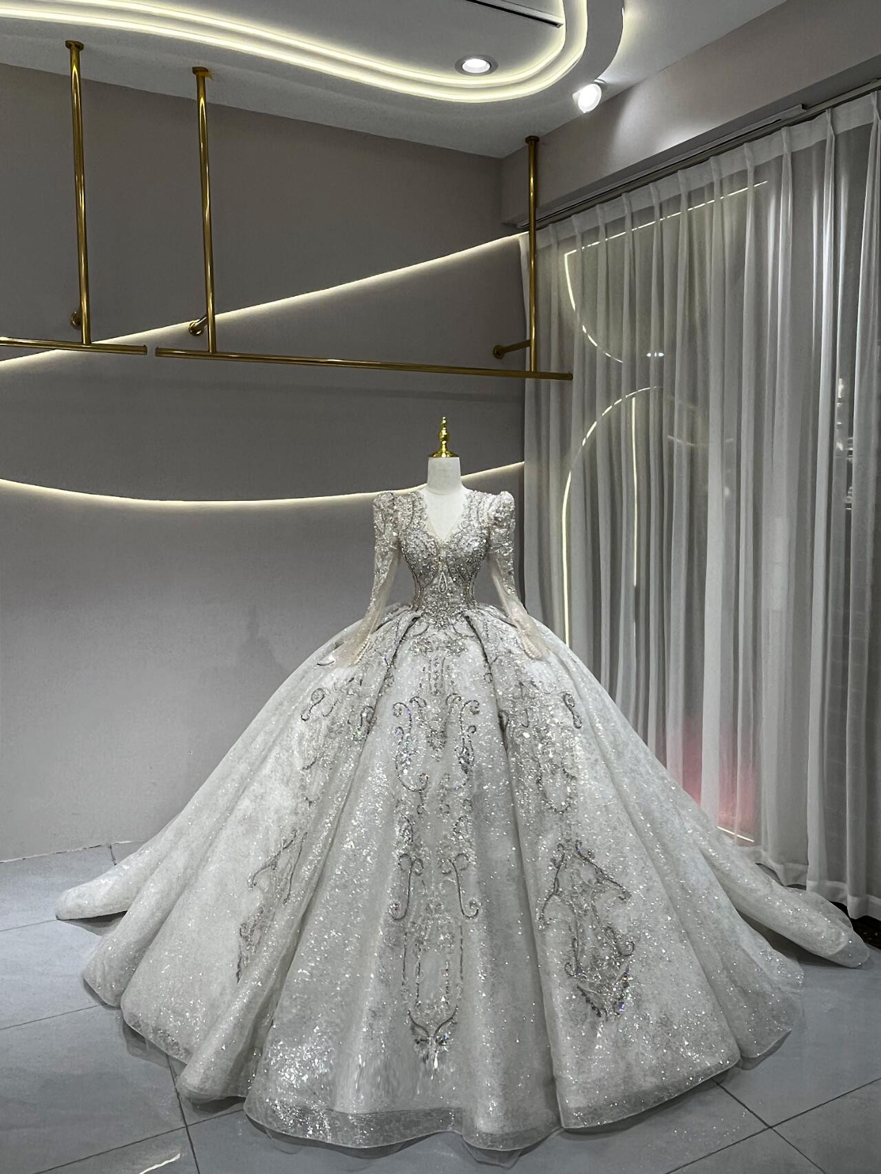 韓国風　新作　高評価続出　フレアスカート　ボリューム　エレガントなレース　編みあげサイズオーダー可能ホワイト　ブライダル