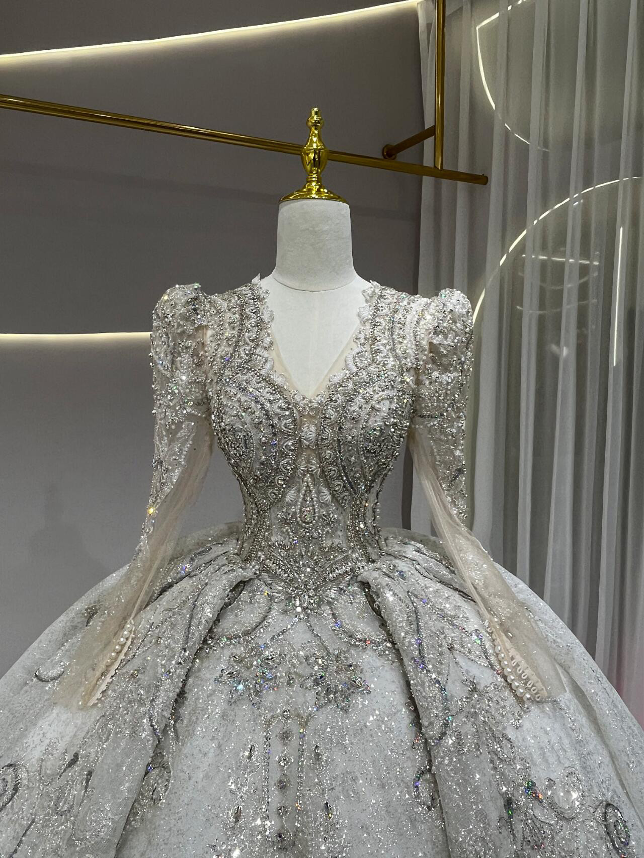 韓国風　新作　高評価続出　フレアスカート　ボリューム　エレガントなレース　編みあげサイズオーダー可能ホワイト　ブライダル