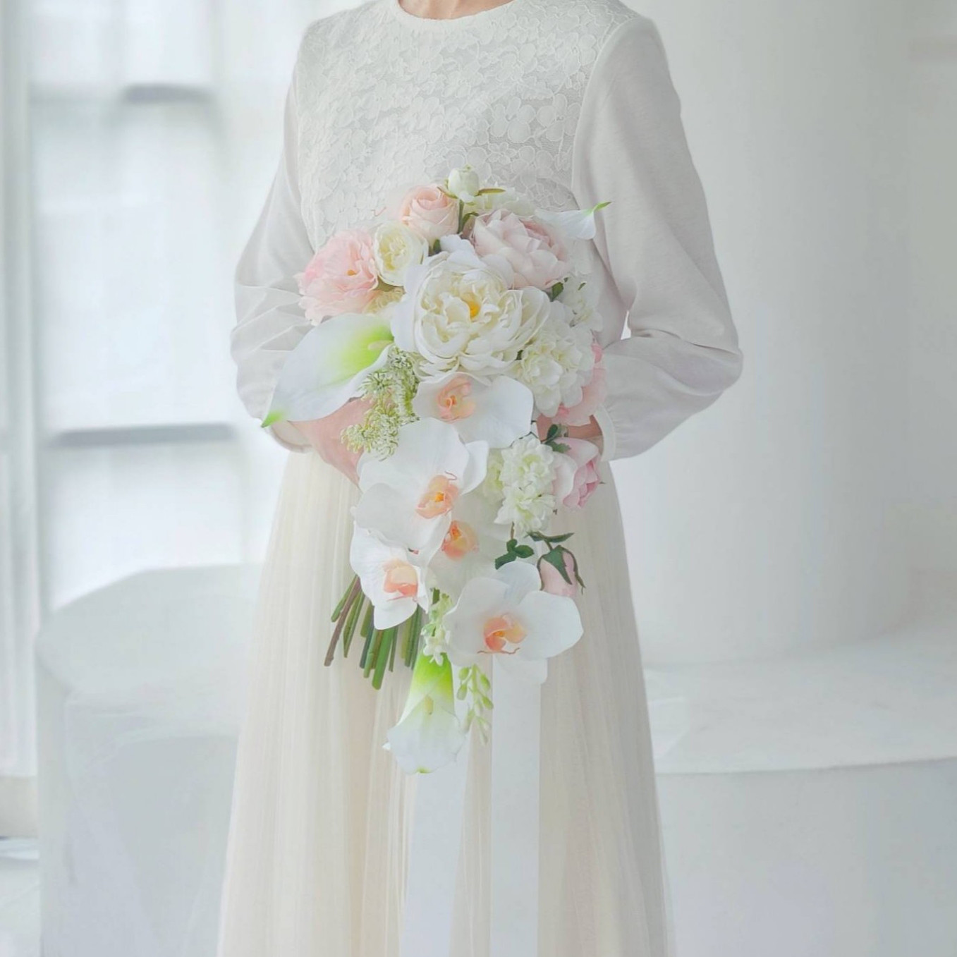 ウェディングブーケ しらゆきひめ クリスタルビジュー付 前撮りブーケ 造花ブーケ