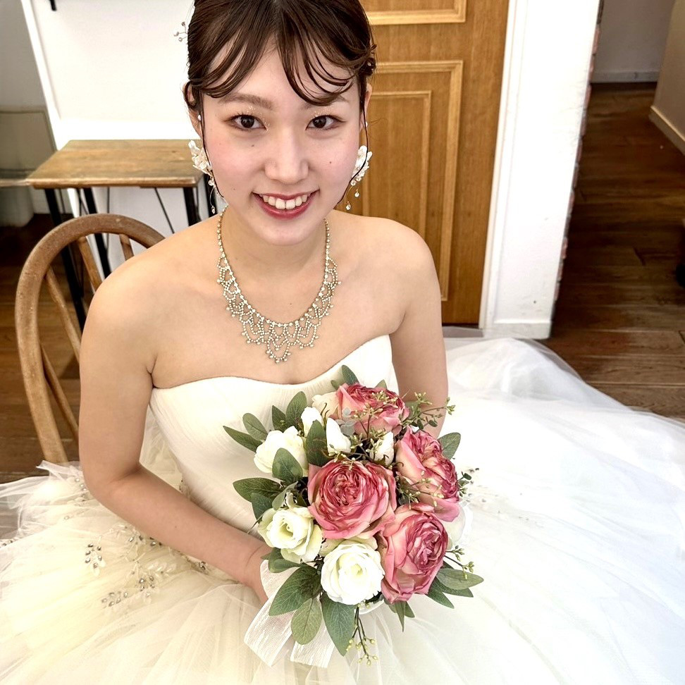 ウエディングブーケ　アンティークローズ　ピンクブーケ　クラッチブーケ　アーティフィッシャルフラワー　大人可愛いブーケ