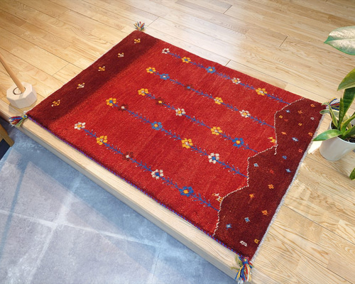ペルシャ ギャッベ 玄関マット大 ウール 118x85cm 茜色 花 丘 RD2176G