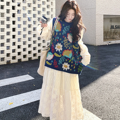 Ameri VINTAGE 花柄ワンピースとベスト Ameri Vintage花柄ワンピース 【公式通販】