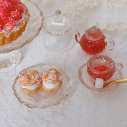 いちごタルトとシュークリーム ミニチュアスイーツ