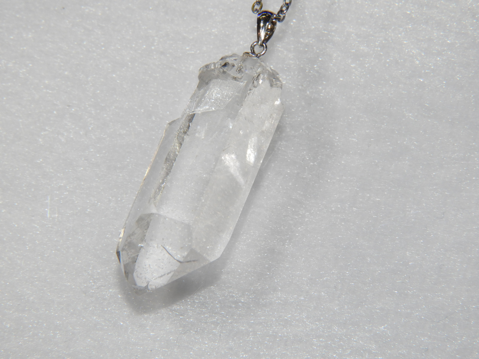 産地直送！透明感抜群！最高級インドマニハールのファントム入りヒマラヤ水晶原石ペンダント！メイドインジャパン！ヒマラヤ７７