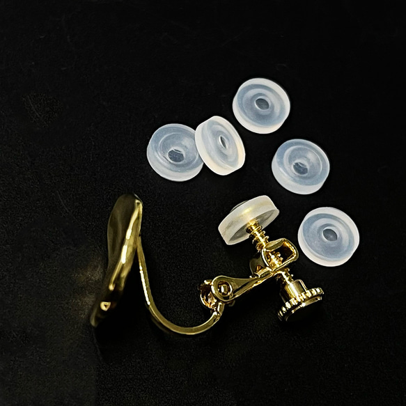 ess100 [2g（約36）] 螺絲彈簧耳環用矽樹脂帽 第2張的照片
