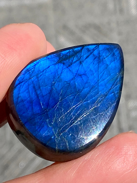 Top-Notch ディープブルー ラブラドライト 82 天然石 天然色 13枚目の画像