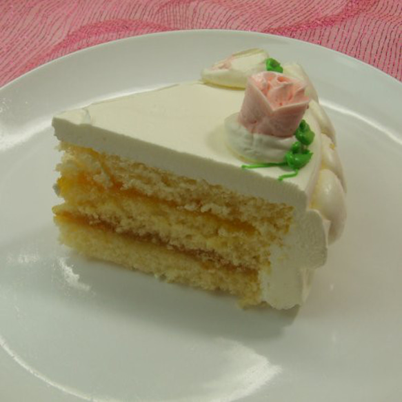 昔懐かしい バターデコレーショケーキ いっぱいのバラ （直径19cm 高さ5cm) 6号 4枚目の画像