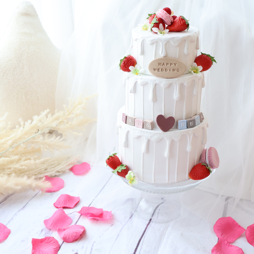 ウェルカムスペース 結婚式 いちごいっぱい！ウエディングケーキ