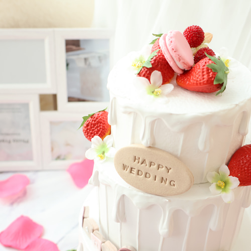 ウェルカムスペース 結婚式 いちごいっぱい！ウエディングケーキ